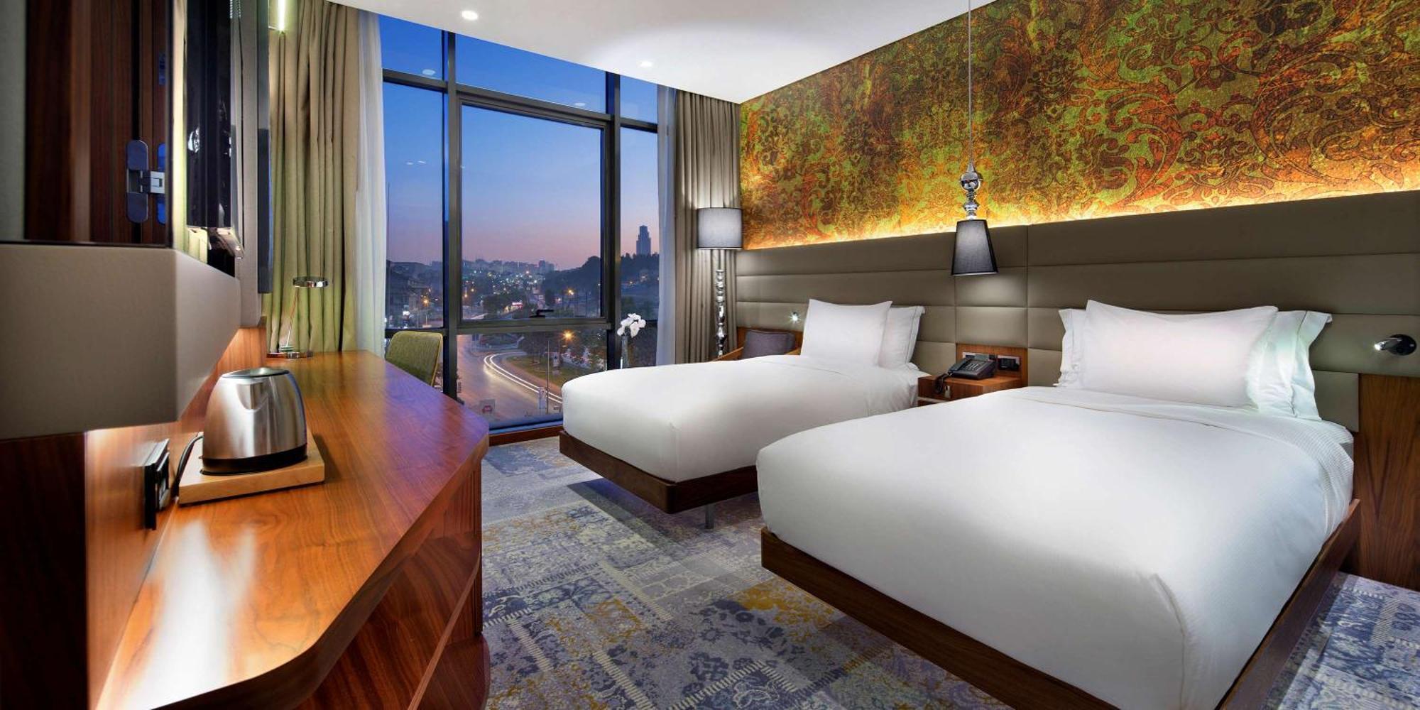Hotel Doubletree By Hilton Istanbul - Piyalepasa Extérieur photo
