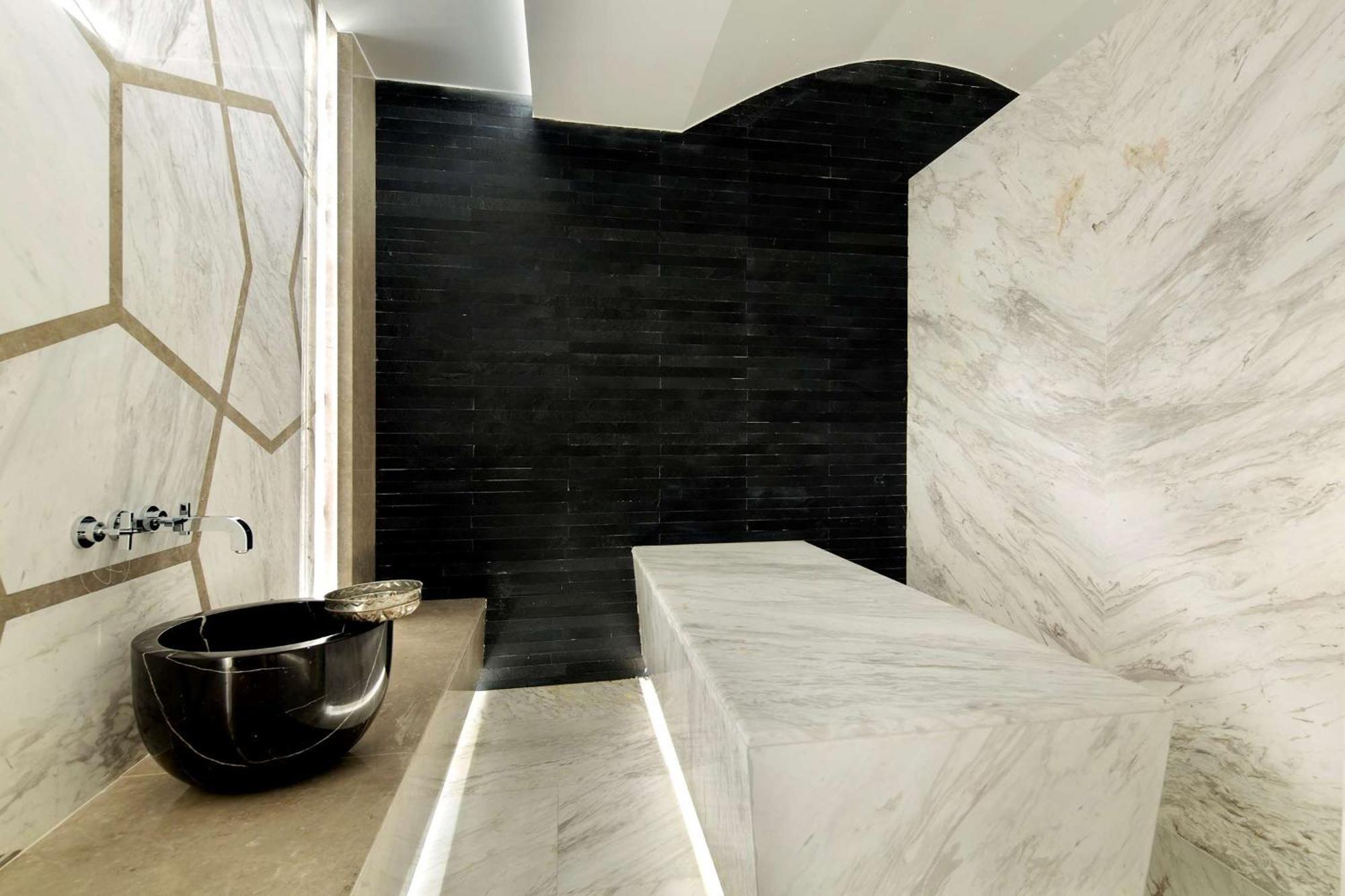 Hotel Doubletree By Hilton Istanbul - Piyalepasa Extérieur photo 3D rendering of a bathroom