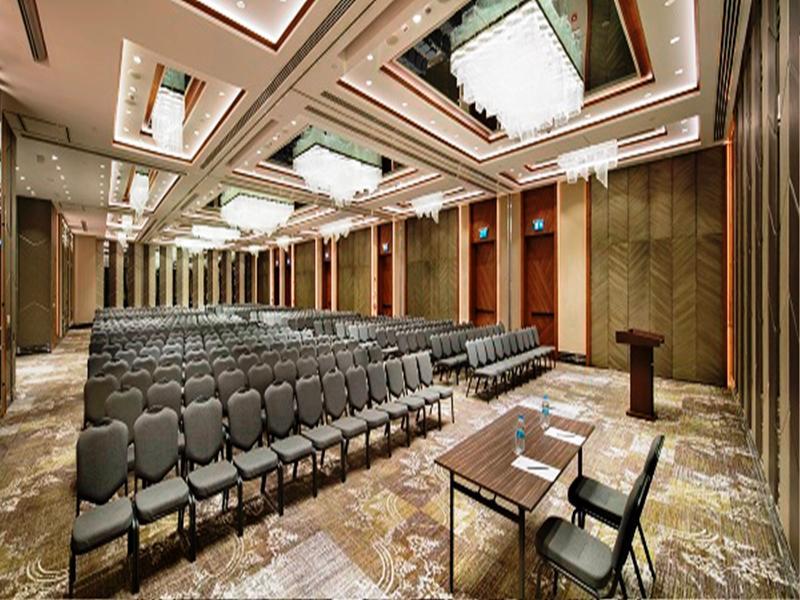 Hotel Doubletree By Hilton Istanbul - Piyalepasa Extérieur photo The Grand Ballroom