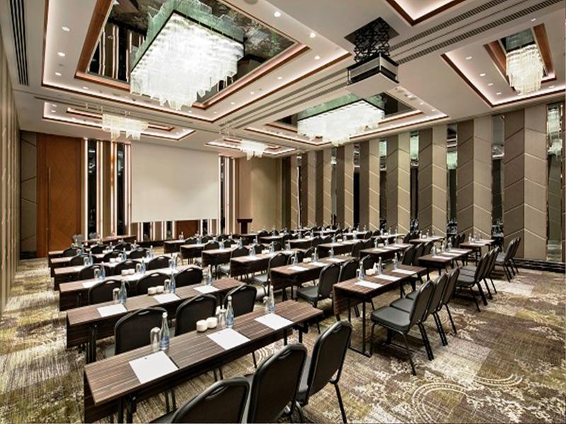 Hotel Doubletree By Hilton Istanbul - Piyalepasa Extérieur photo The Grand Ballroom